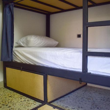 Area 51 Hostel Medellín Eksteriør bilde