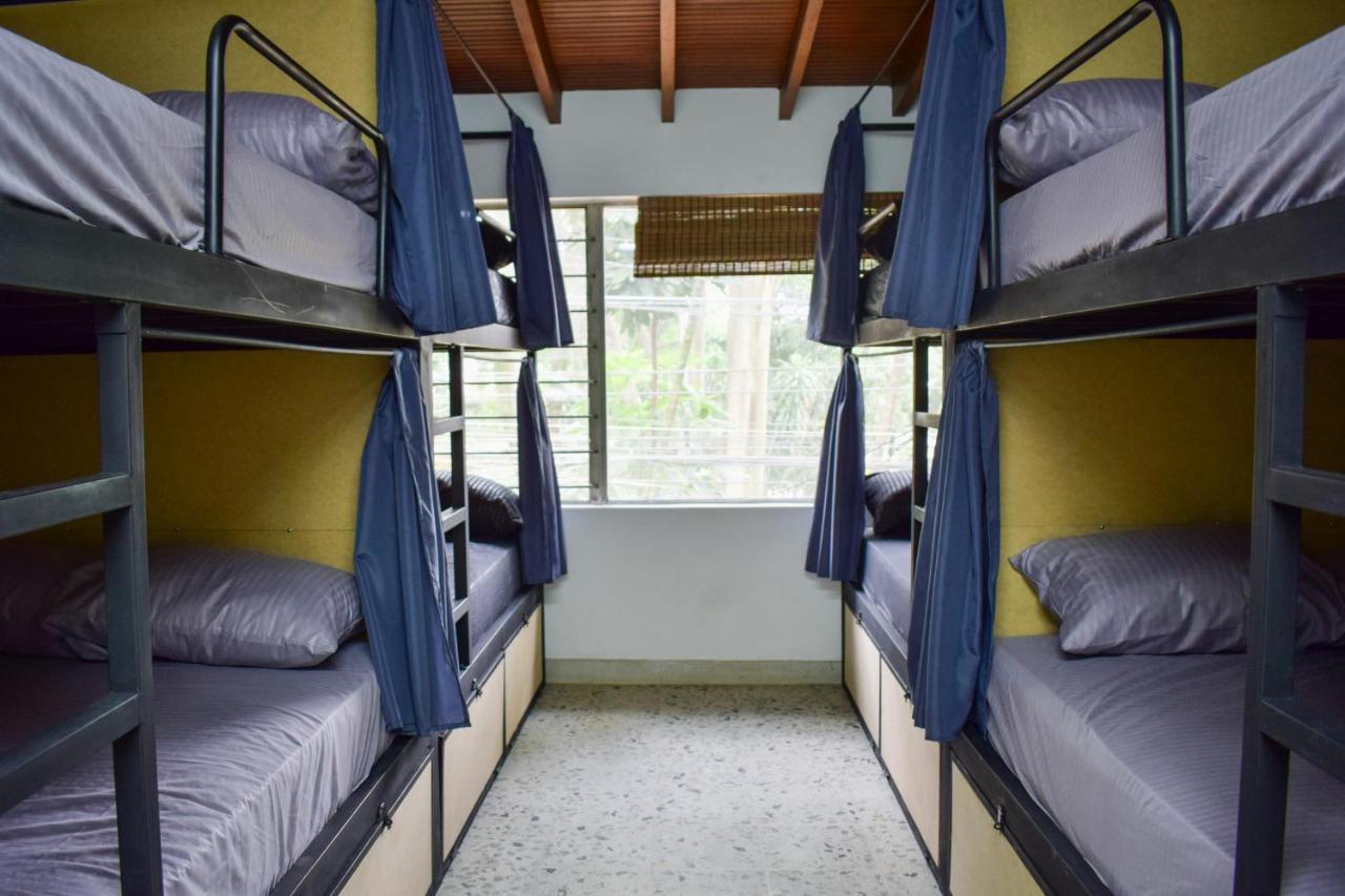 Area 51 Hostel Medellín Eksteriør bilde